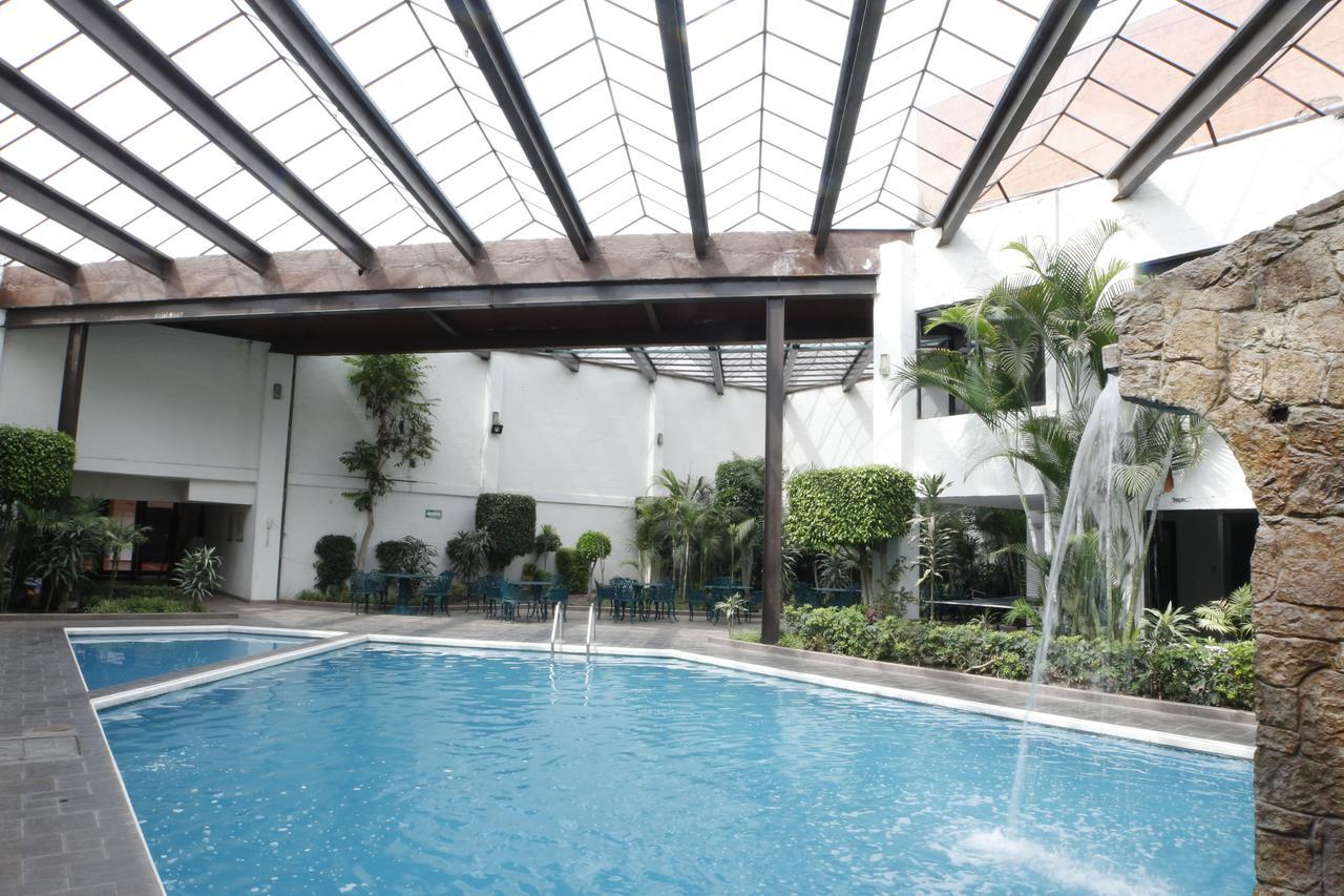 Radisson Hotel & Convention Center Toluca Exterior photo
