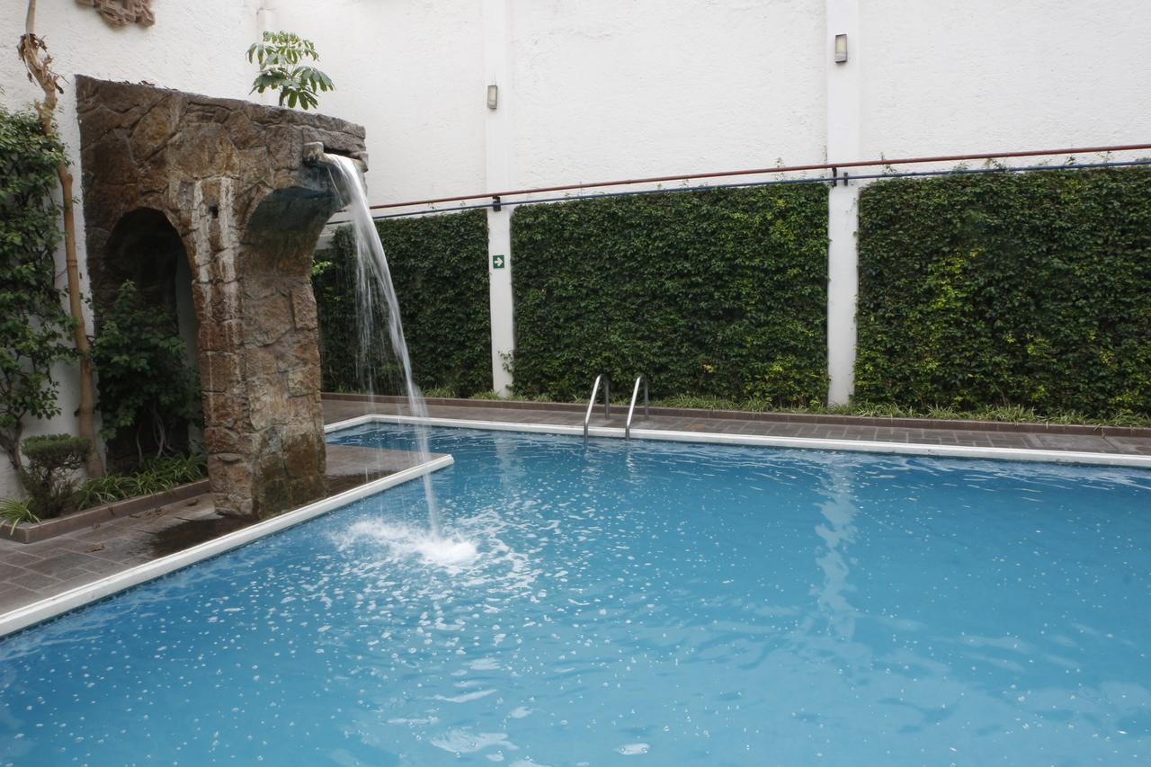 Radisson Hotel & Convention Center Toluca Exterior photo